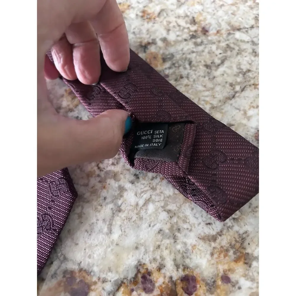 AUTHENTIC GUCCI MONOGRAM GG NECK TIE WINE 3.5” W